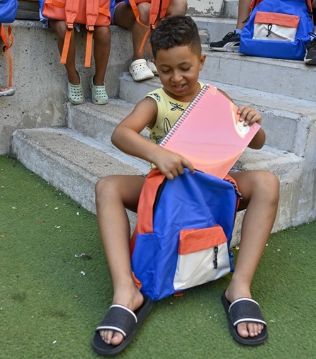 Caixaproinfancia ayuda a niños vulnerables en la vuelta al cole