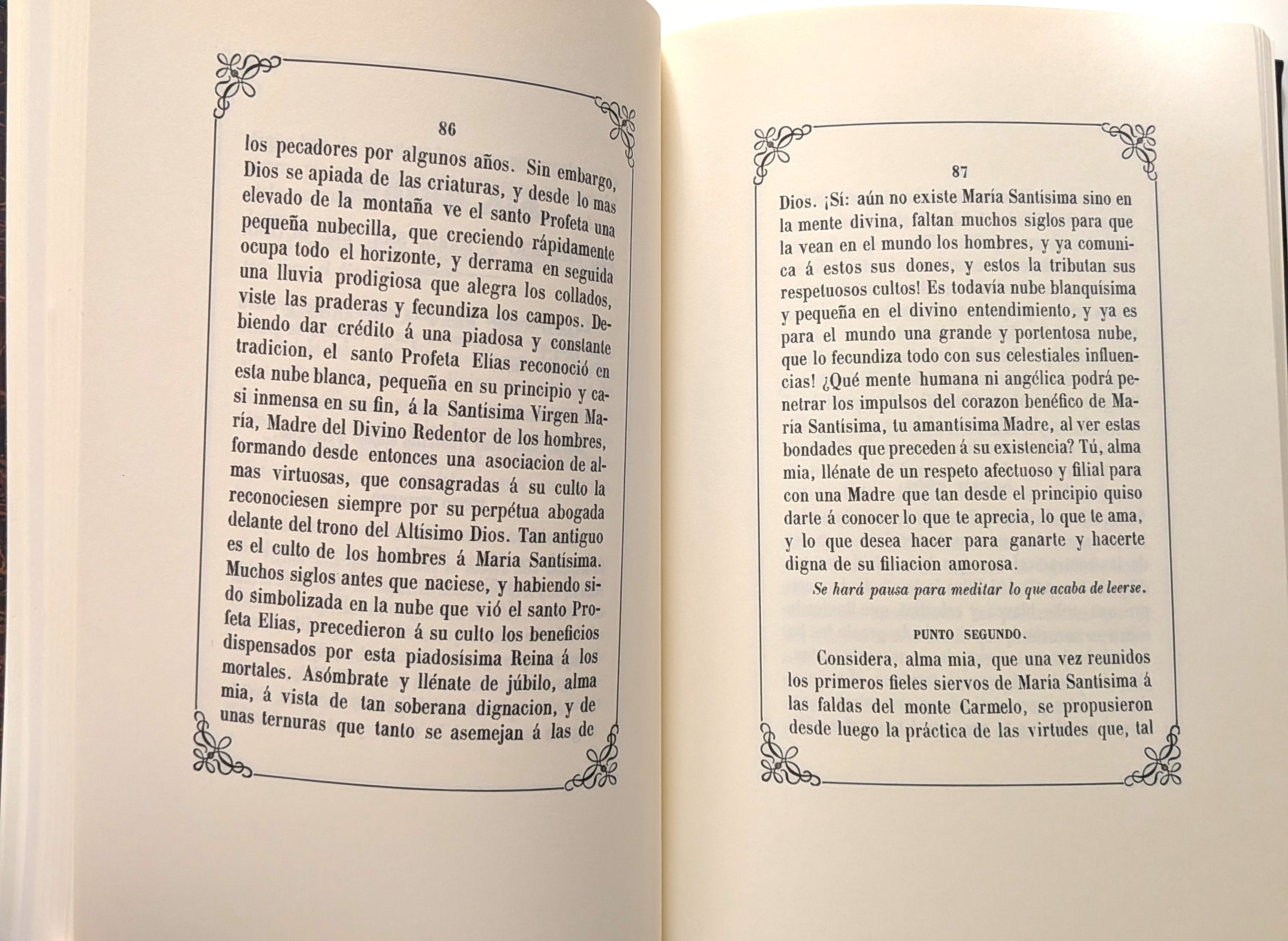 Páginas interiores del Ejercicio mensual a María Santísima del Olvido, Triunfo y Misericordias de Sor Patrocinio