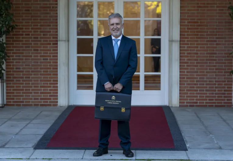 El ministro Torres 'define' la masonería: "Escuelas de ciudadanía cuyos miembros fueron perseguidos, señalados y condenados durante la dictadura"
