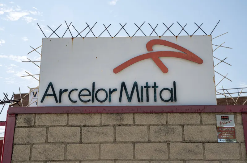 ArcelorMittal se ríe de España: impulsa en Francia la misma planta que tenía para Asturias... por el precio de la luz y las nuevas ayudas públicas galas