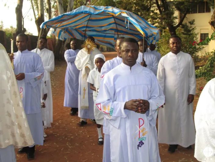Se dispara la persecución a los cristianos en el mundo: 365 millones de creyentes en Cristo sufren persecución en el mundo, 5 millones más que el año pasado…, ante la indiferencia de Occidente