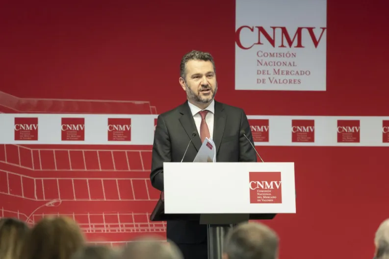 Duro Felguera. La CNMV insiste en no proteger al pequeño accionista: aprueba la ampliación de capital, tras eximir a Prodi de lanzar OPA