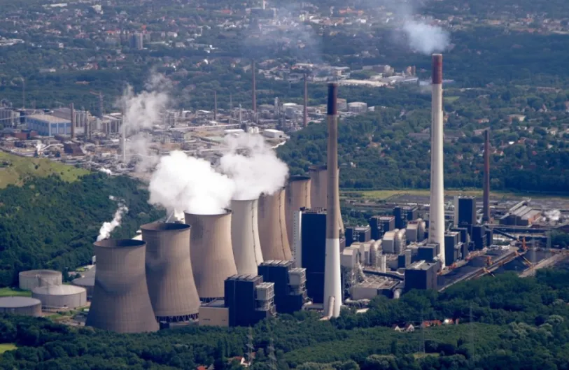 La ‘verde’ Alemania subvenciona con 16.000 millones los nuevos ciclos combinados tras cerrar las nucleares. ¿Comprenden? Yo no