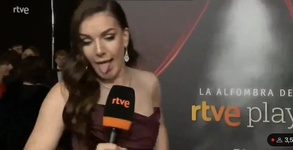La bochornosa y viral retransmisión de los Goya por RTVE: del "¡Eres un icono, presi, te queremos!" a Sánchez al entusiasmo de la presentadora