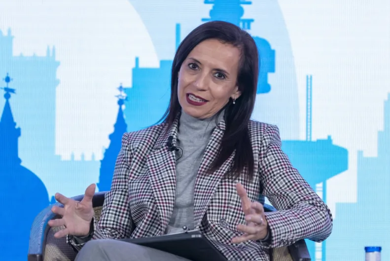 Resultados Redeia. Beatriz Corredor tiene un problema: la deuda sigue aumentando... y también su coste