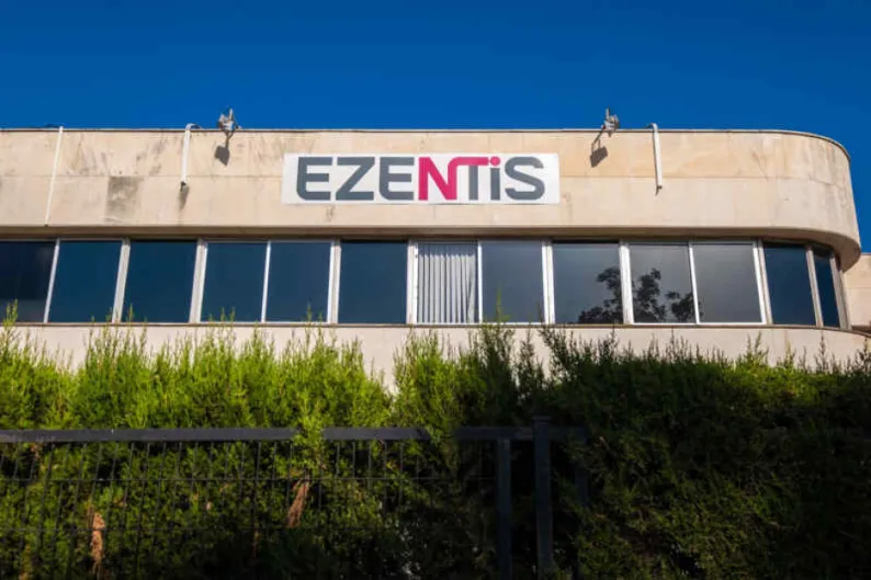 Ezentis: ¿nueva etapa, tras refinanciar deuda? No logra premio bursátil: los ingresos bajan, aunque el ebitda mejora y sale de pérdidas