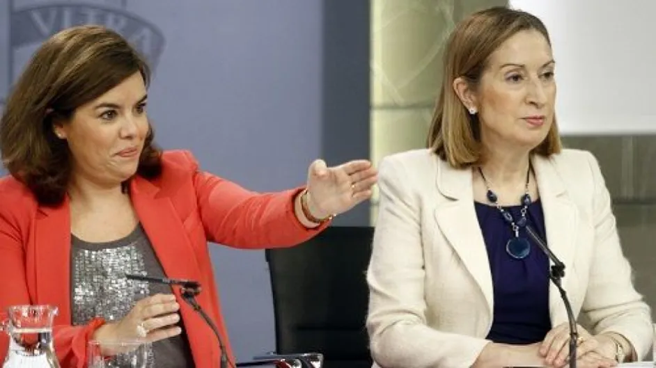 Consejo de Ministros. Argumentos sorayinos: el PP ganará las elecciones en España como Cameron en Inglaterra