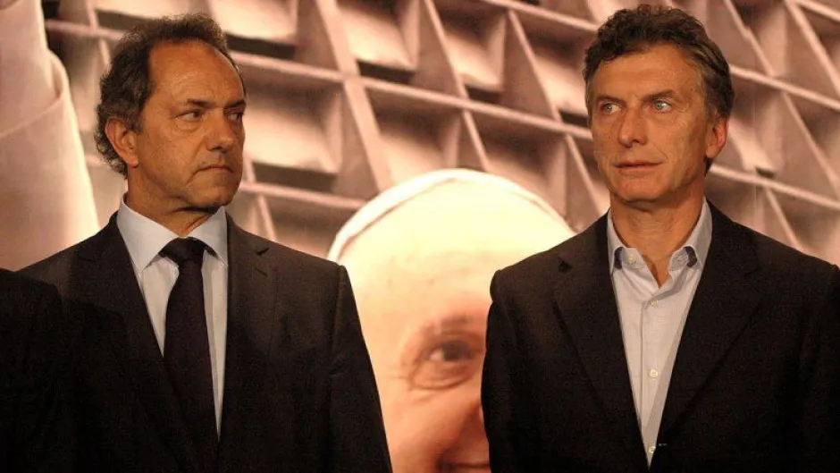 Presidenciales en Argentina: pugna demoscópica entre Daniel Scioli (33,3% de intención de voto) y Mauricio Macri (32,2%)