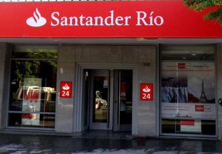 El Santander 'regresa' a Argentina tras la marcha de Kirchner
