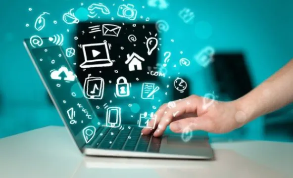 II. Internet es el triunfo de lo pequeño. Por lo tanto, de la libertad y de la verdad