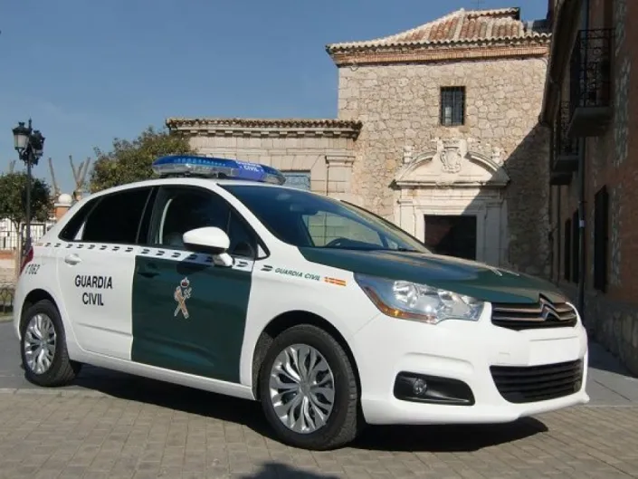 Por tu seguridad, pasa por caja: 900 euros de multa por no detenerse