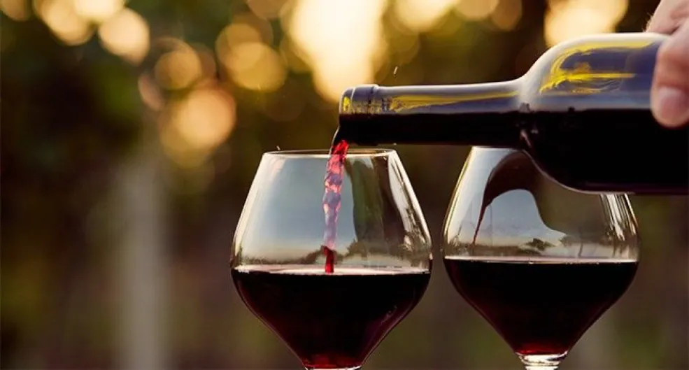China. Adiós a la publicidad en televisión de bebidas etílicas