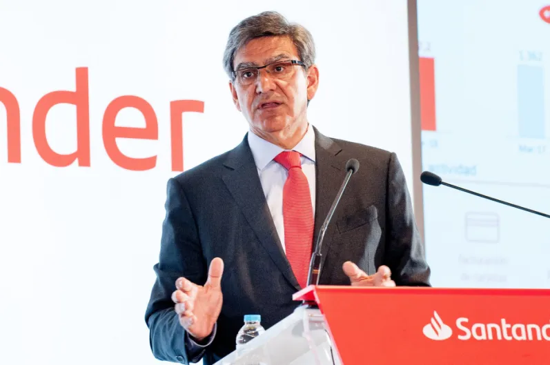 Resultados del primer semestre. El Santander amenaza con marcharse de España