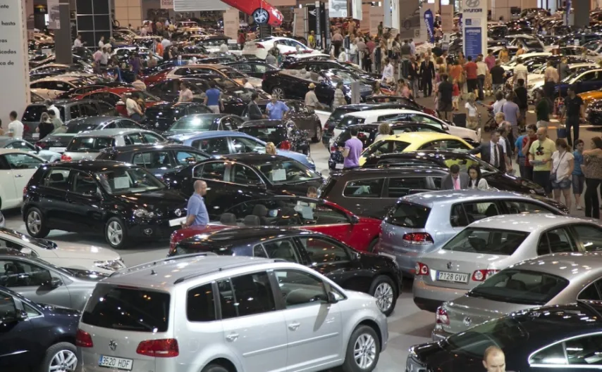 La industria del automóvil no levanta cabeza: las ventas caen un 4,6% en la UE y en España, el doble, el 8%