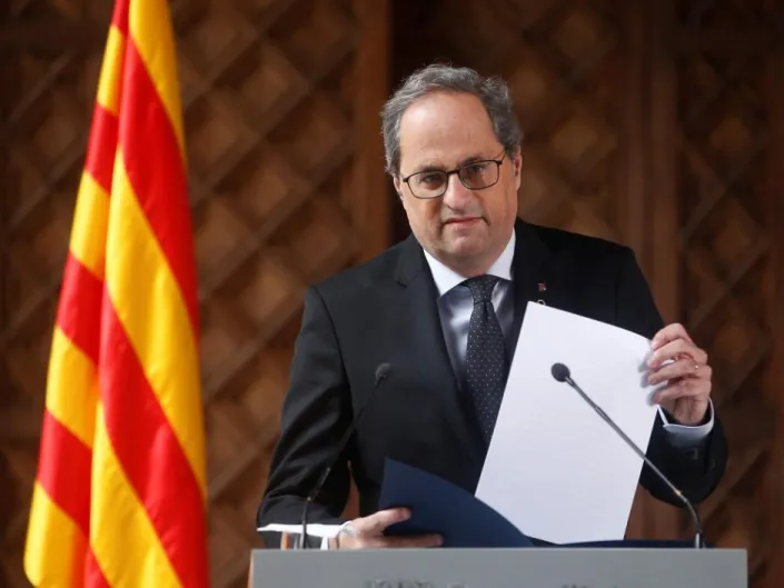 Cataluña. Increíble pero cierto: Quim Torra anima, fomenta y regulariza la ‘okupación’ de viviendas