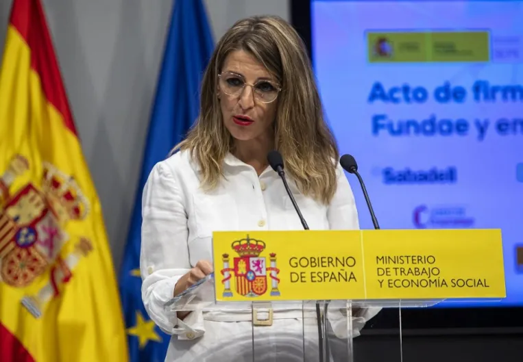 Sánchez, el rácano. Ampliación de los ERTE: acuerdo ‘temporal’ y poco generoso