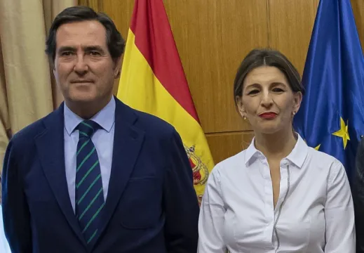 El teleacoso sexual. Anteproyecto de teletrabajo: riesgos laborales por acoso o roles de género, entre otras ocurrencias