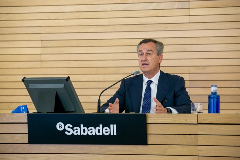 Sabadell. González-Bueno, sobre Guardiola y Varela: "Su esfuerzo en el cuarto trimestre nos ha puesto las cosas mucho más fáciles"