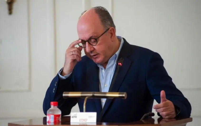 Sistema financiero en la sombra. Roldán (AEB) contra la CNMC. Alerta sobre la falta de supervisión de las 'Bigtech'