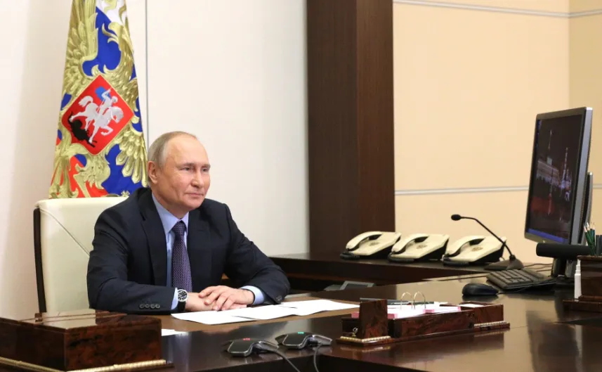 Putin, contra la ideología de género: «Una mujer es una mujer, un hombre es un hombre, una madre es una madre y un padre es un padre»