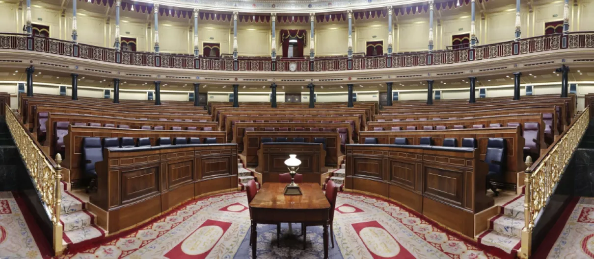 Los partidos políticos seguirán cobrando dinero público: todos votan en contra de la propuesta de Vox de suprimir esas subvenciones