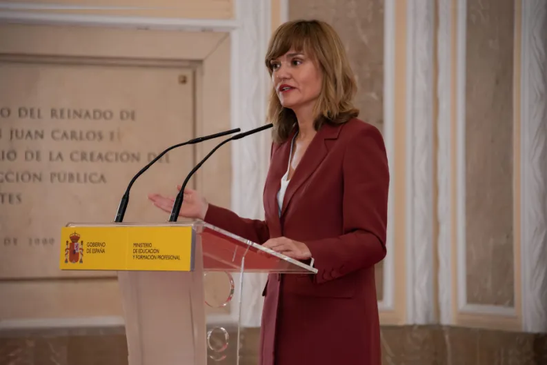 Educación. Murcia, otra comunidad que no quiere alumnos vagos: mantiene el límite de suspensos para pasar de curso en la ESO y pide un 5 de nota media para lograr el título