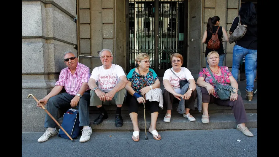 Hay que jubilarse a los 70 y debemos tener más hijos
