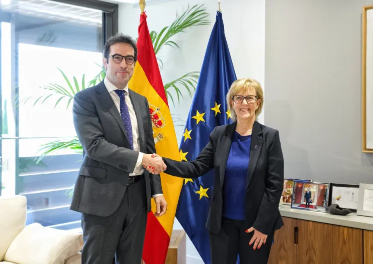 BBVA-Sabadell. Bruselas enloquece: quiere fusiones bancarias, nacionales o internacionales... quiere burro grande, ande o no ande