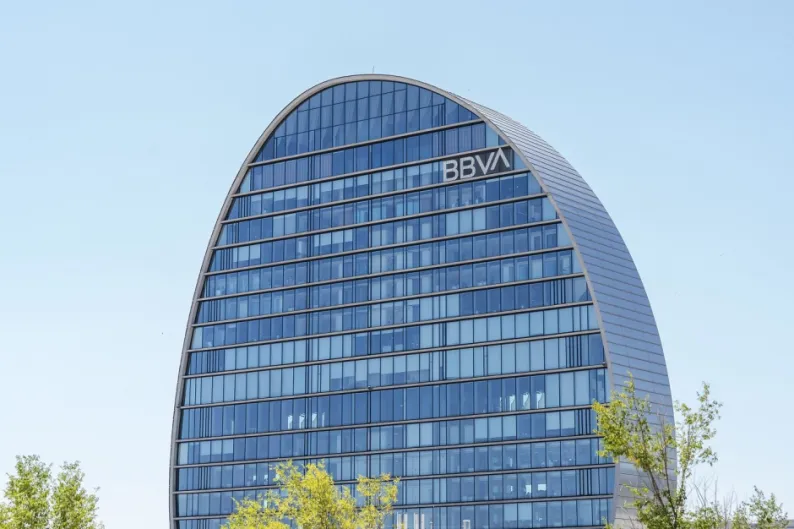 El BBVA lanza la mayor recompra en el año de beneficios récord. ¿Seguro que era el momento?