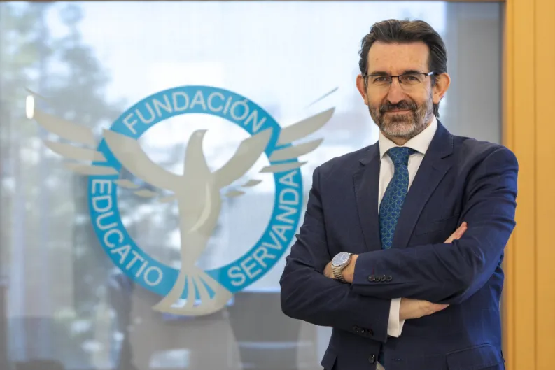 “Es siempre mucho mejor financiar al que va a demandar el servicio, no financiar a determinadas personas, centros, etcétera que pueden ofrecer el servicio”