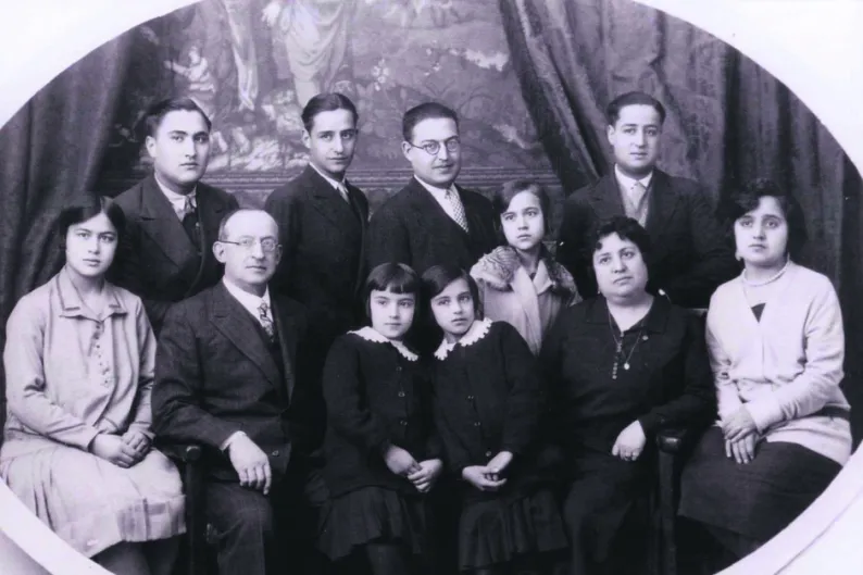 Cuando la inmoralidad llega a tales extremos sólo la sangre de los mártires puede salvarnos