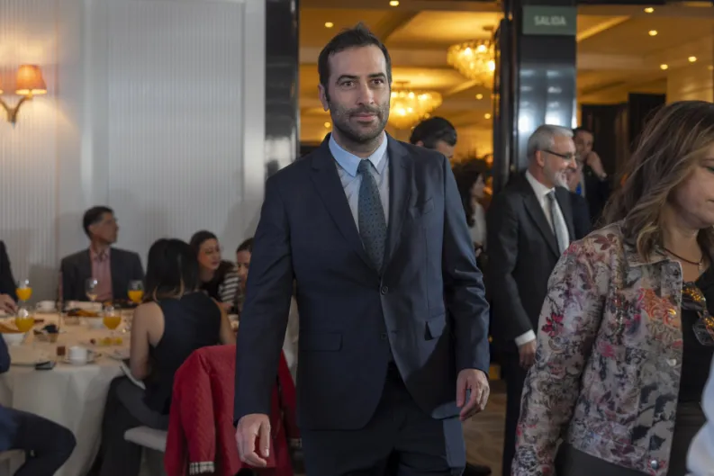 OPA BBVA-Sabadell. Carlos Cuerpo insiste en la oposición del Gobierno, pero ya no lo dice con tanta contundencia