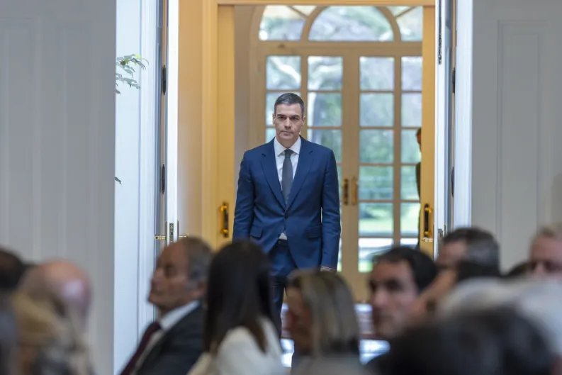 El dictador plagiario