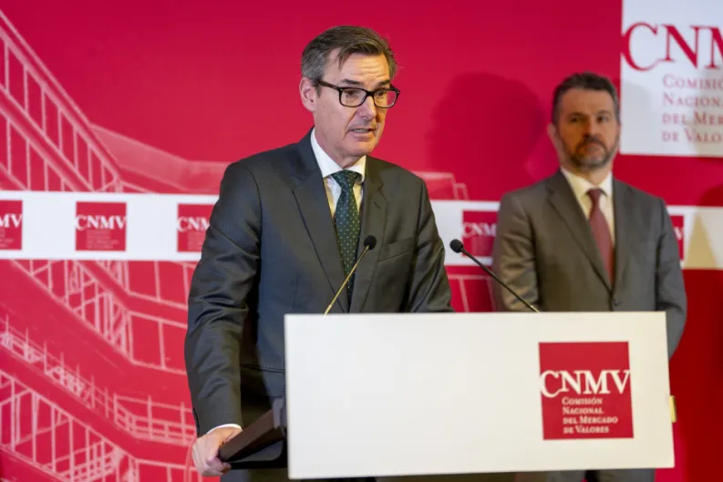 OPA BBVA-Sabadell. ¿Y si cerramos la CNMV?
