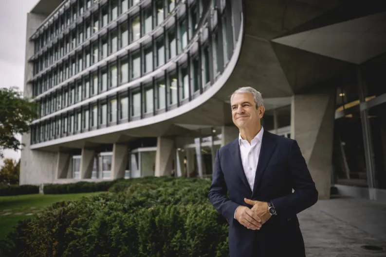 Nestlé refleja la hipocresía de las grandes multinacionales: cesa al CEO... por no revelar su relación 'sentimental' con una subordinada