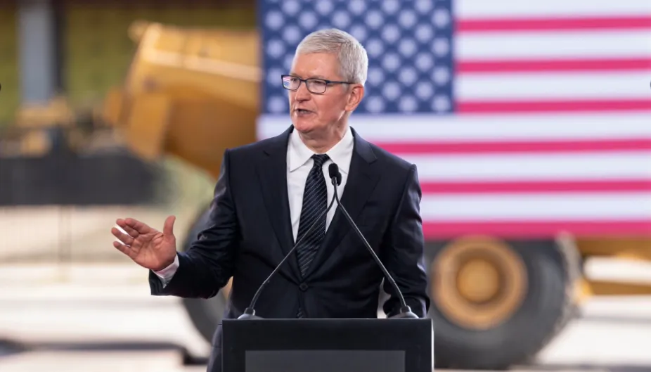 El pin en el que Apple confía para remontar en Bolsa. En lo que llevamos de 2026 cae un 8,5%...