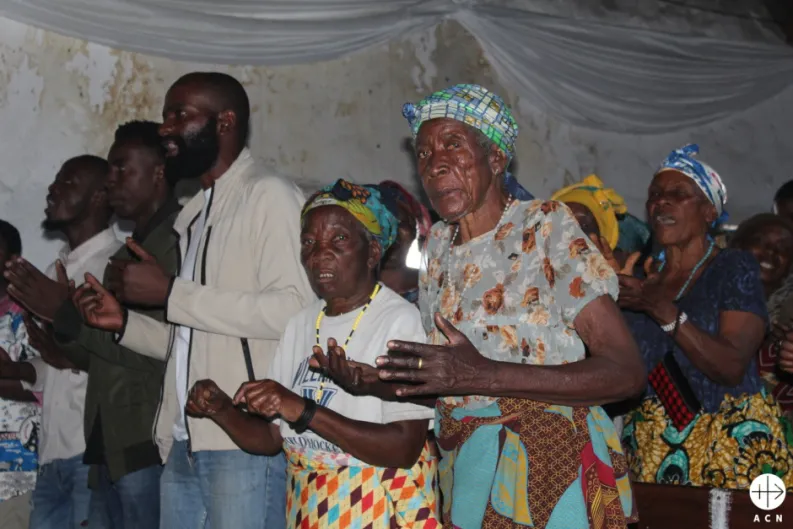 República Democrática del Congo: el Estado Islámico afirma haber matado a unos 70 cristianos porque se negaron a convertirse al islam
