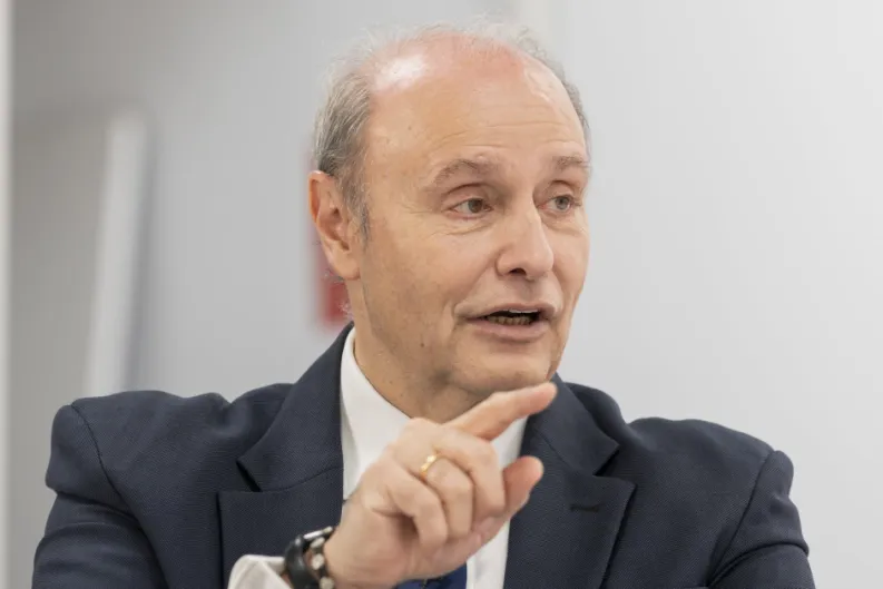"Los católicos nos hemos metido en las catacumbas sin estar nadie fuera”