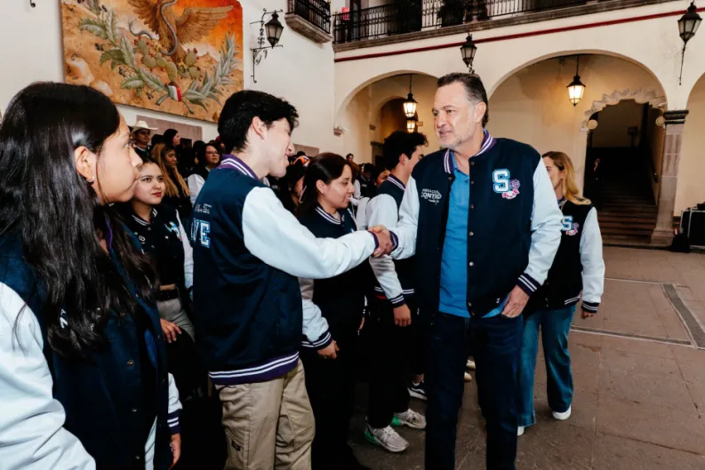 México. Todavía hay esperanza: el gobernador de Querétaro, Mauricio Kuri, veta un proyecto de ley que promueve la ideología de género