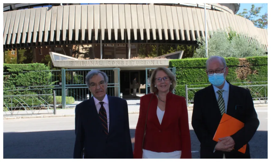 El Tribunal de Estrasburgo da un buen primer paso: admite a trámite la demanda contra el TC por no dictar sentencia sobre la ley del aborto de 2010