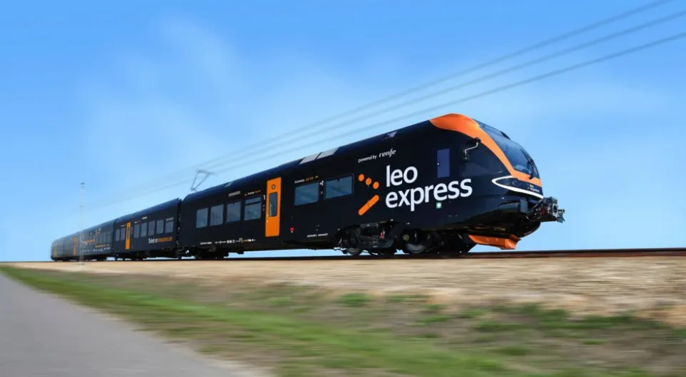 El caos ferroviario se mantiene pero Leo Express alegra a Renfe: crece en ingresos y pasajeros, y gana 668.000 euros