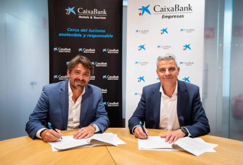 CaixaBank y CEHAT movilizan 2.800 millones para financiar la actividad de los alojamientos turísticos en España