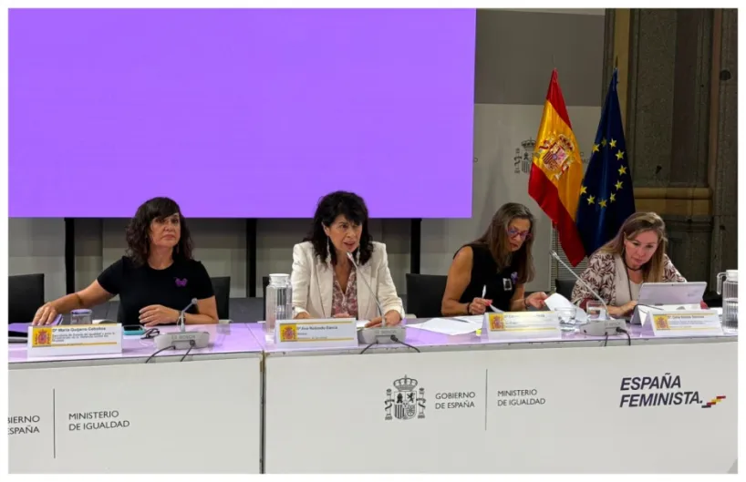 Hipocresía Redondo. Igualdad anima a las mujeres maltratadas a que denuncien, mientras el Ministerio estuvo meses negando los fallos de las pulseras antimaltrato