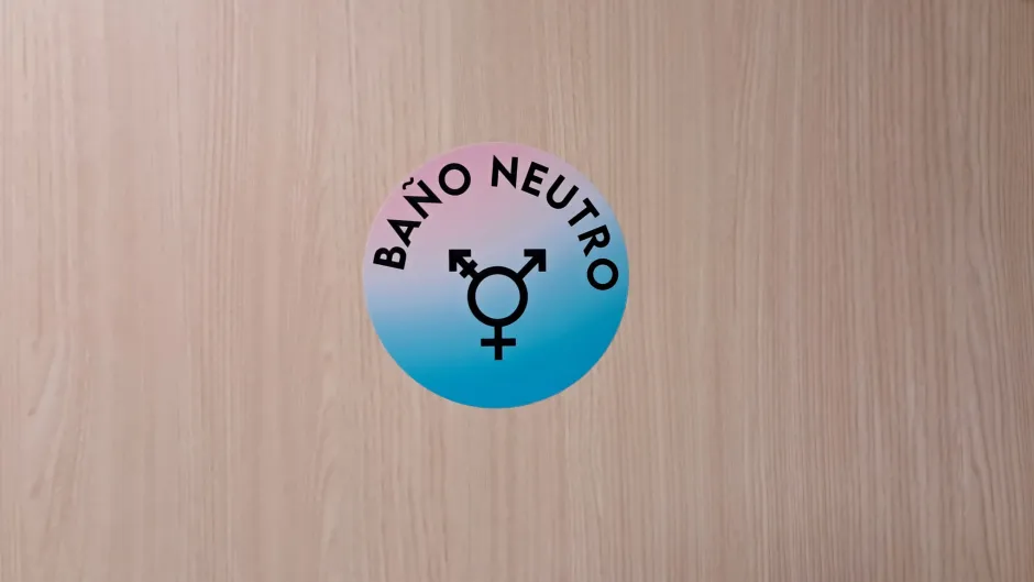 Vuelta a la cordura. Reino Unido obligará a que los aseos o vestuarios sean utilizados en función del sexo de nacimiento