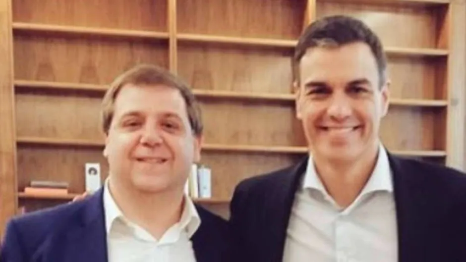 Diario de la corrupción sanchista. La Audiencia Nacional pospone a mañana la indagación en el teléfono móvil del secretario de Pedro Sánchez, Juan Manuel Serrano, un personaje clave en el caso Leire Díez
