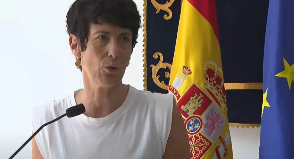 ¿Expulsar o acoger? Desde luego, a los de Ceuta, expulsar: Vivas tiene razón