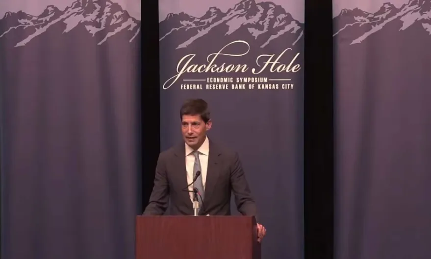 Jackson Hole y la crisis de la política monetaria. Warsh abre la puerta a la subida de tipos, es decir, a más de lo mismo