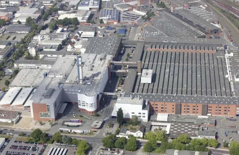 Volkswagen vende la planta de Osnabrück a la firma israelí Aurelius Capital y al estado de Baja Sajonia, para fabricar material de defensa, algo que gustará a Trump