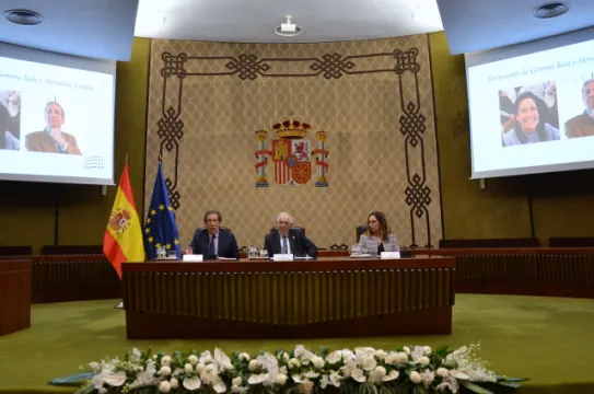 ¿Nuevo choque entre el TC y el Supremo? Pumpido podría paralizar las cautelares del Supremo sobre la 'Ley de nietos'