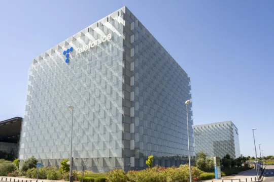El ruinoso contrato de Telefónica con DAZN y las prisas de Murtra por cerrar acuerdos